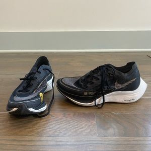 Nike Women’s Vaporfly2 Road Running Shoes